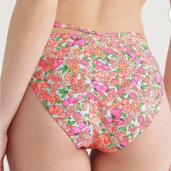 No Boundaries Bikini size L - Picture 3 of 5